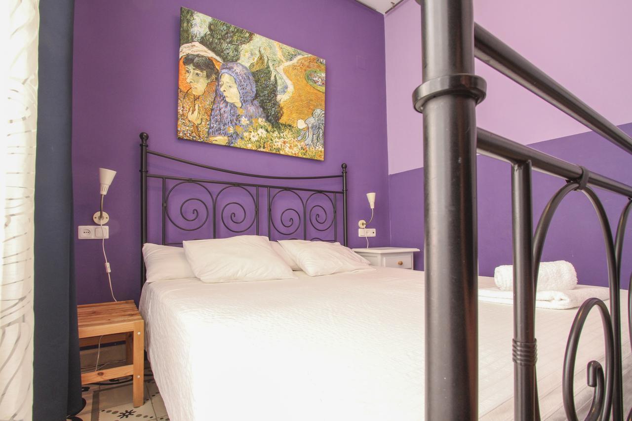 Hostal Las Acacias マラガ エクステリア 写真